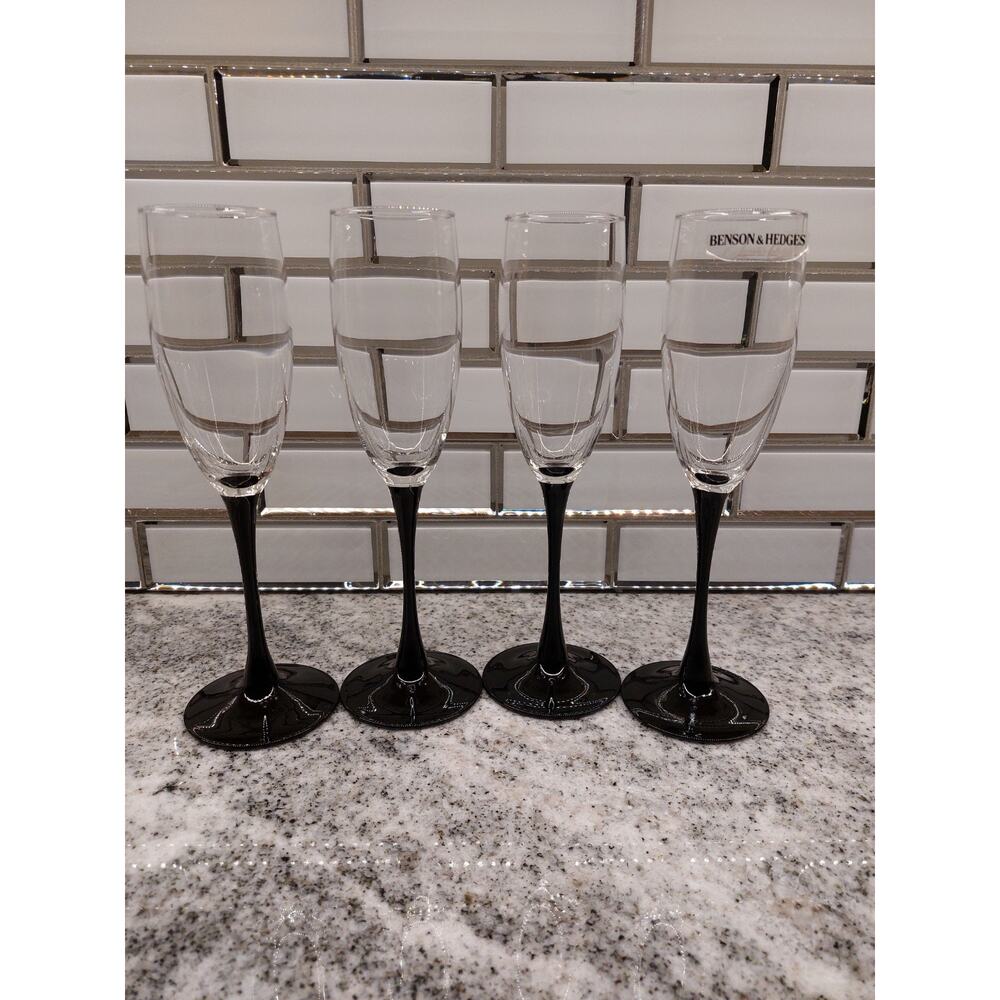 Set Of 4 Benson & Hedges Signature Collection Champagne Wine Glasses / Toasting